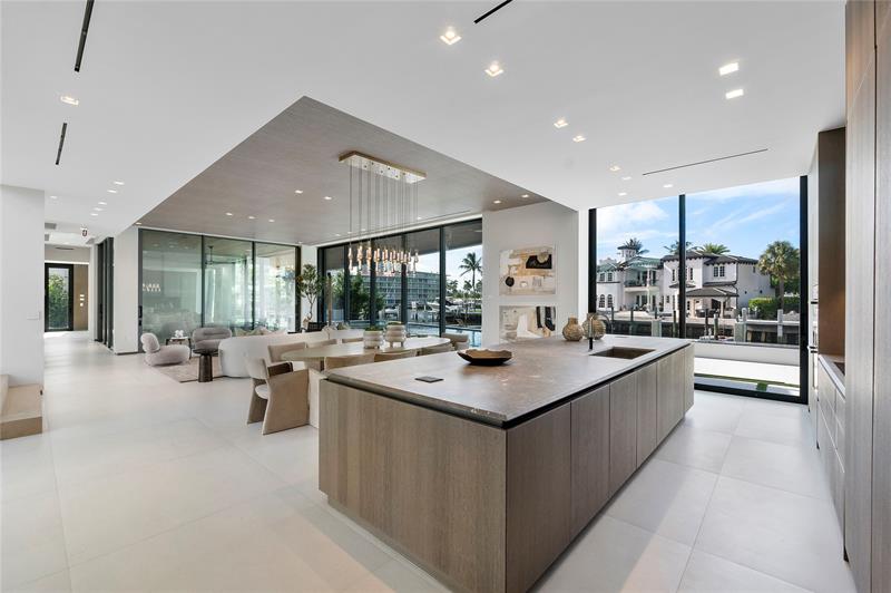 Fort Lauderdale, Florida, 33306, United States, 6 Bedrooms Bedrooms, ,8 BathroomsBathrooms,Residential,For Sale,1958113