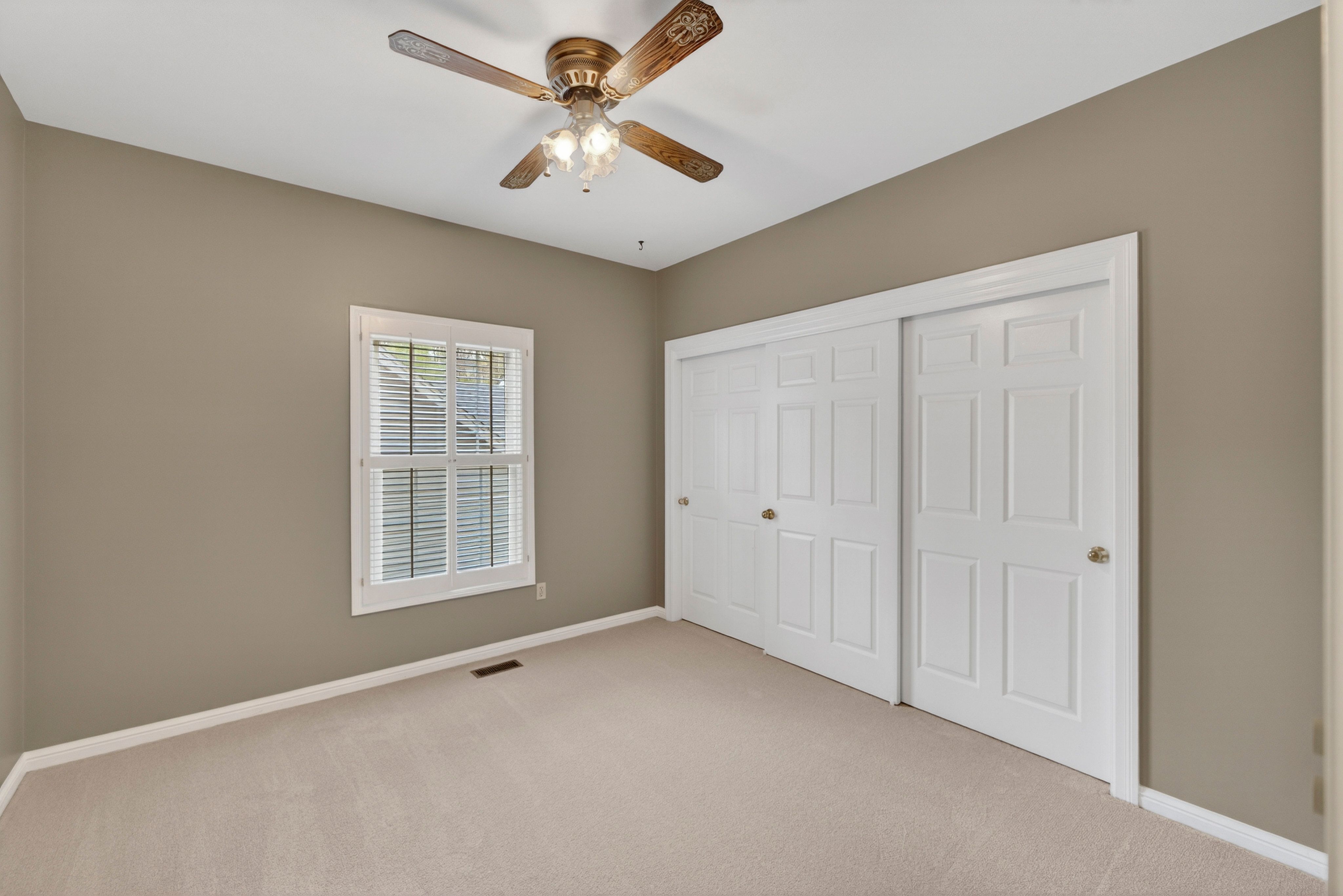  Tucked within the serene, tree-lined enclave of The Forest Subdivision - 物件實景