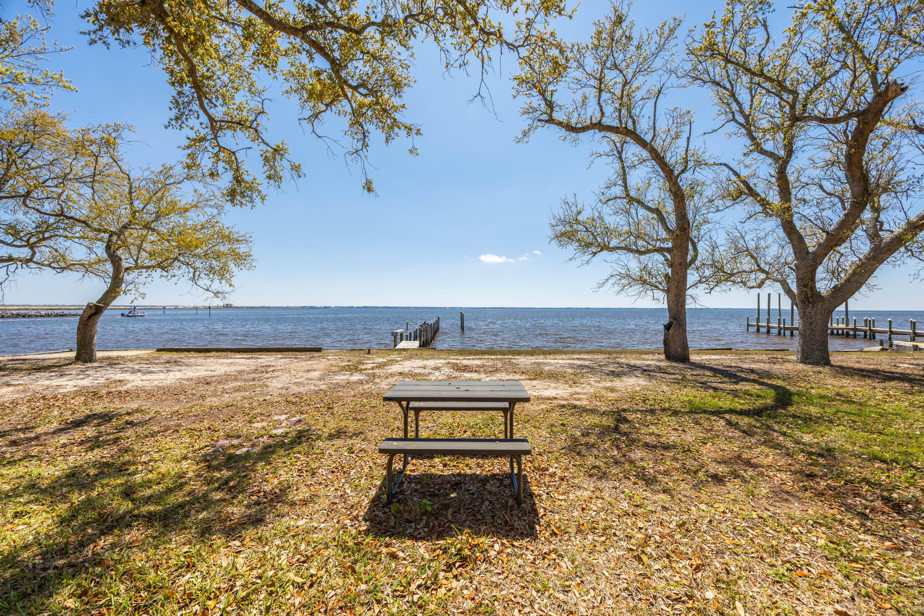 Freeport, Florida, 32439, United States, 2 Bedrooms Bedrooms, ,1 BathroomBathrooms,Residential,For Sale,1751806