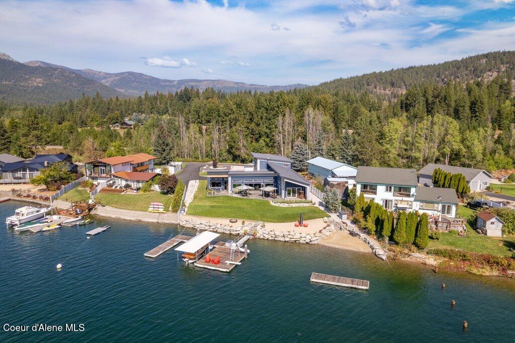 Sandpoint, Idaho, 83864, United States, 4 Bedrooms Bedrooms, ,3 BathroomsBathrooms,Residential,For Sale,1983378