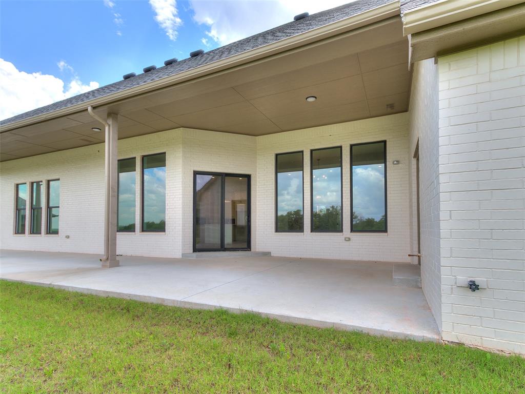 Blanchard, Oklahoma, 73010, United States, 4 Bedrooms Bedrooms, ,4 BathroomsBathrooms,Residential,For Sale,1927798
