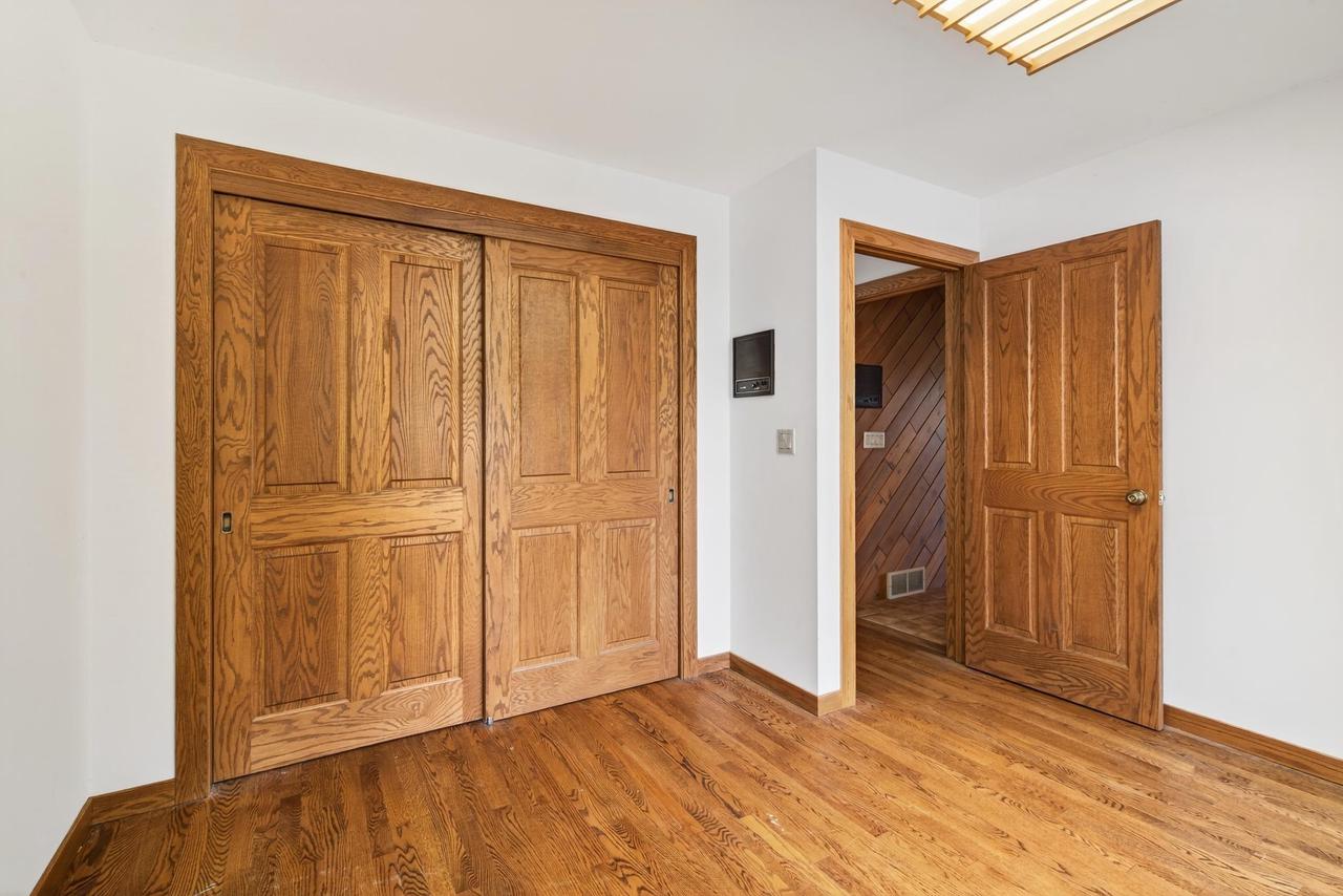 Oshkosh, Wisconsin, 54904, United States, 4 Bedrooms Bedrooms, ,3 BathroomsBathrooms,Residential,For Sale,1978045