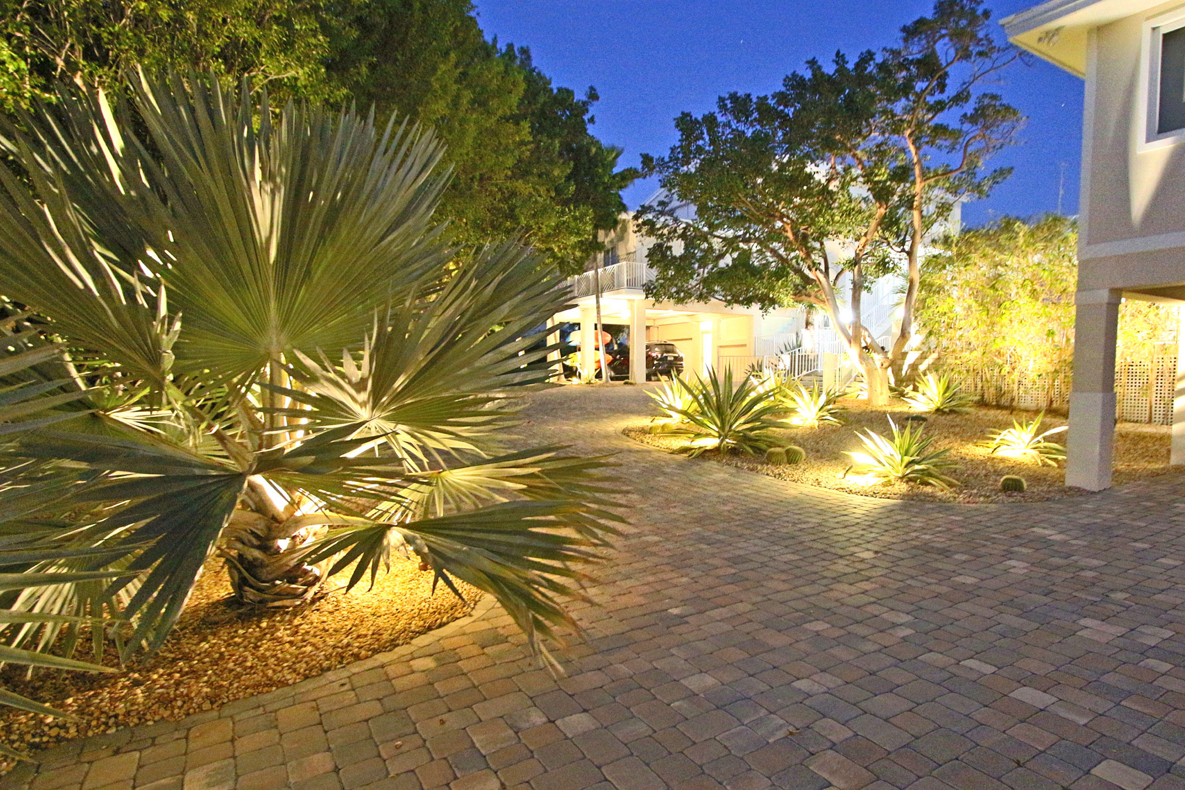 30 Ocean Front Drive, KEY LARGO, Florida, 33037, United States, 4 Bedrooms Bedrooms, ,4 BathroomsBathrooms,Residential,For Sale,30 Ocean Front Drive,1675367