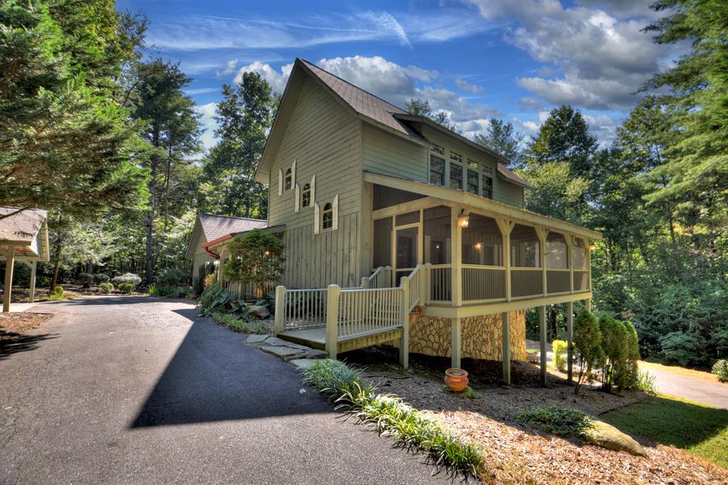 Blue Ridge, Georgia, 30513, United States, 3 Bedrooms Bedrooms, ,4 BathroomsBathrooms,Residential,For Sale,1858948