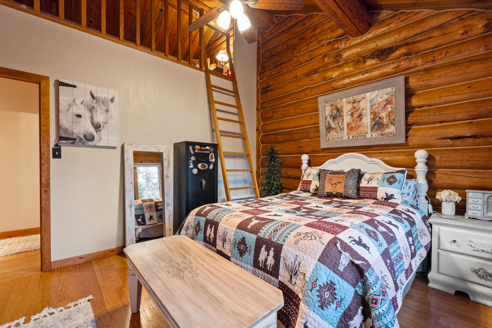 CHILOQUIN, Oregon, 97624, United States, 3 Bedrooms Bedrooms, ,3 BathroomsBathrooms,Residential,For Sale,1974697