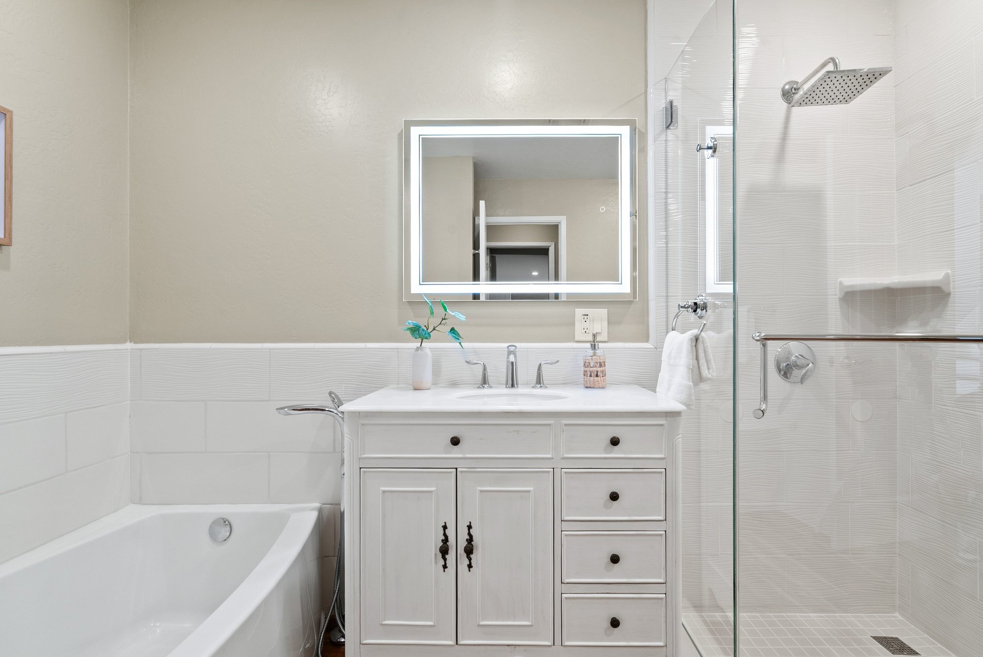  523 Middlefield Drive - 物件實景