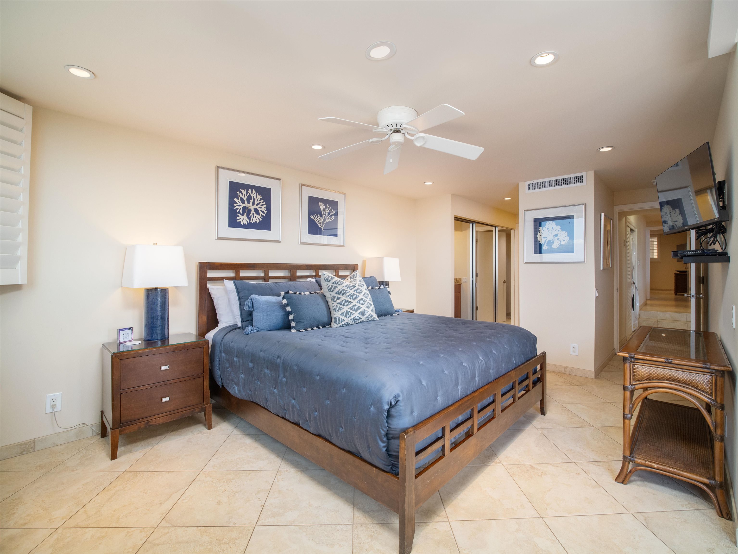 Kihei, Hawaii, 96753, United States, 2 Bedrooms Bedrooms, ,2 BathroomsBathrooms,Residential,For Sale,1989606