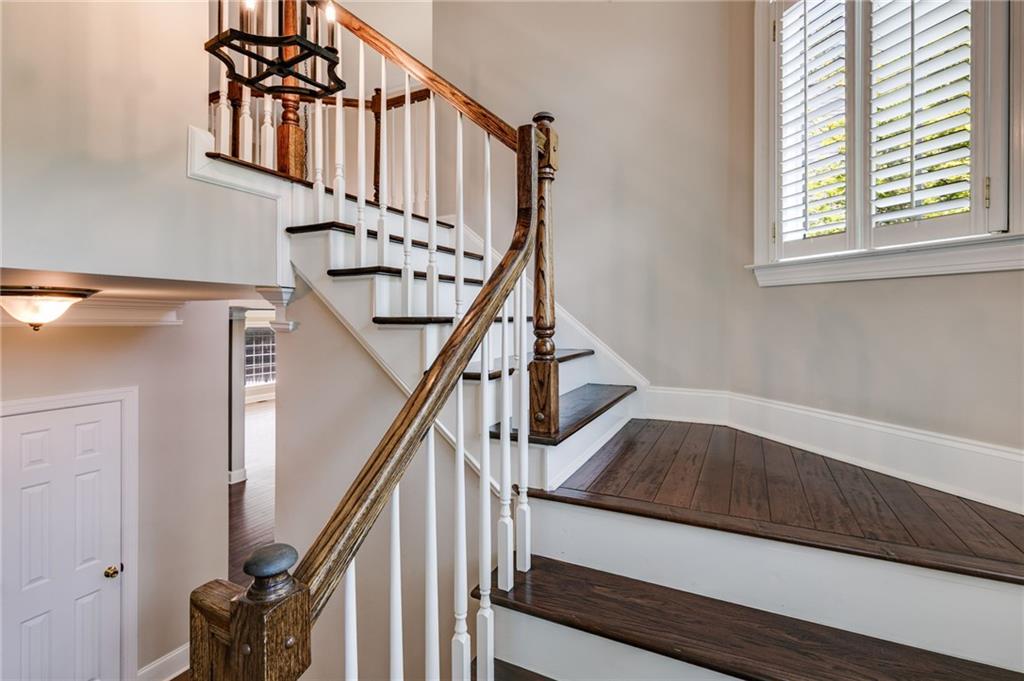Atlanta, Georgia, 30350, United States, 6 Bedrooms Bedrooms, ,5 BathroomsBathrooms,Residential,For Sale,1900551