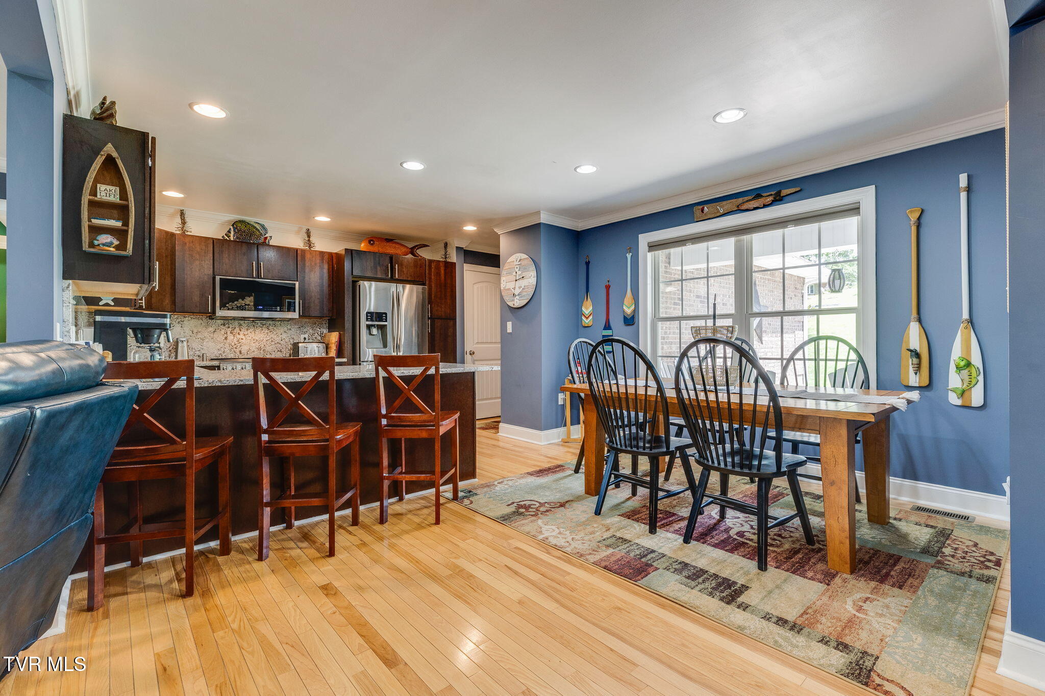 Kingsport, Tennessee, 37663, United States, 4 Bedrooms Bedrooms, ,3 BathroomsBathrooms,Residential,For Sale,1872965