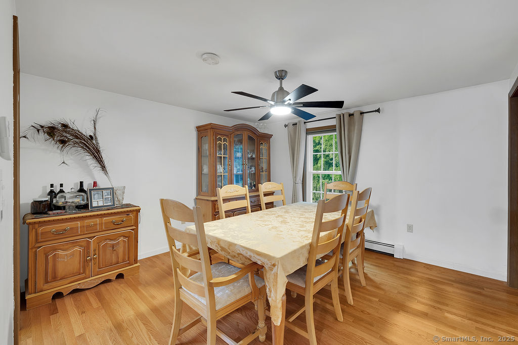 New Milford, Connecticut, 06776, United States, 4 Bedrooms Bedrooms, ,3 BathroomsBathrooms,Residential,For Sale,1926177