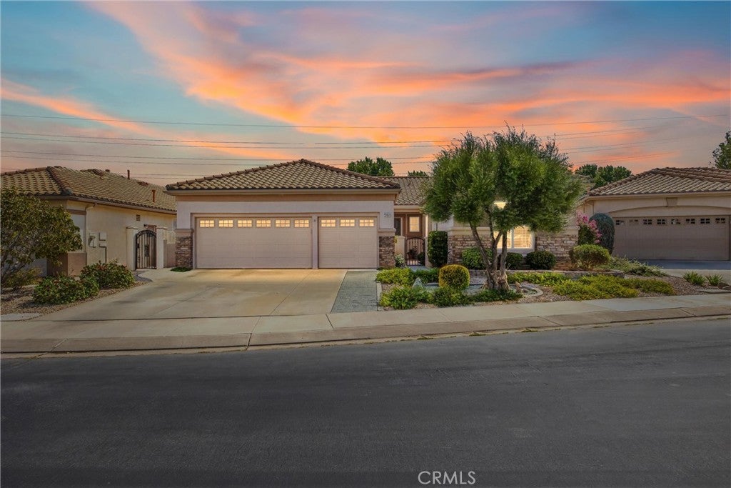 Banning, California, 92220, United States, 2 Bedrooms Bedrooms, ,3 BathroomsBathrooms,Residential,For Sale,1975532