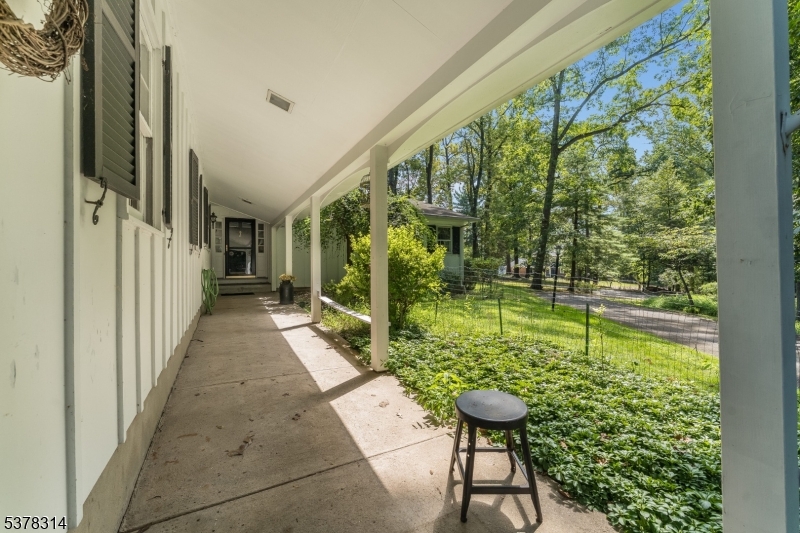 Raritan Twp., New Jersey, 08822, United States, 3 Bedrooms Bedrooms, ,2 BathroomsBathrooms,Residential,For Sale,1917160