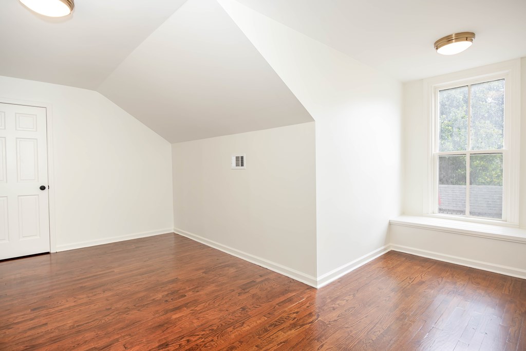 Columbus, Georgia, 31901, United States, 4 Bedrooms Bedrooms, ,3 BathroomsBathrooms,Residential,For Sale,1876126