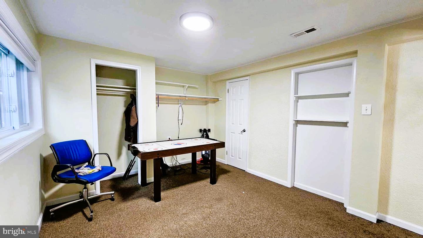 Annandale, Virginia, 22003, United States, 4 Bedrooms Bedrooms, ,3 BathroomsBathrooms,Residential,For Sale,1866164