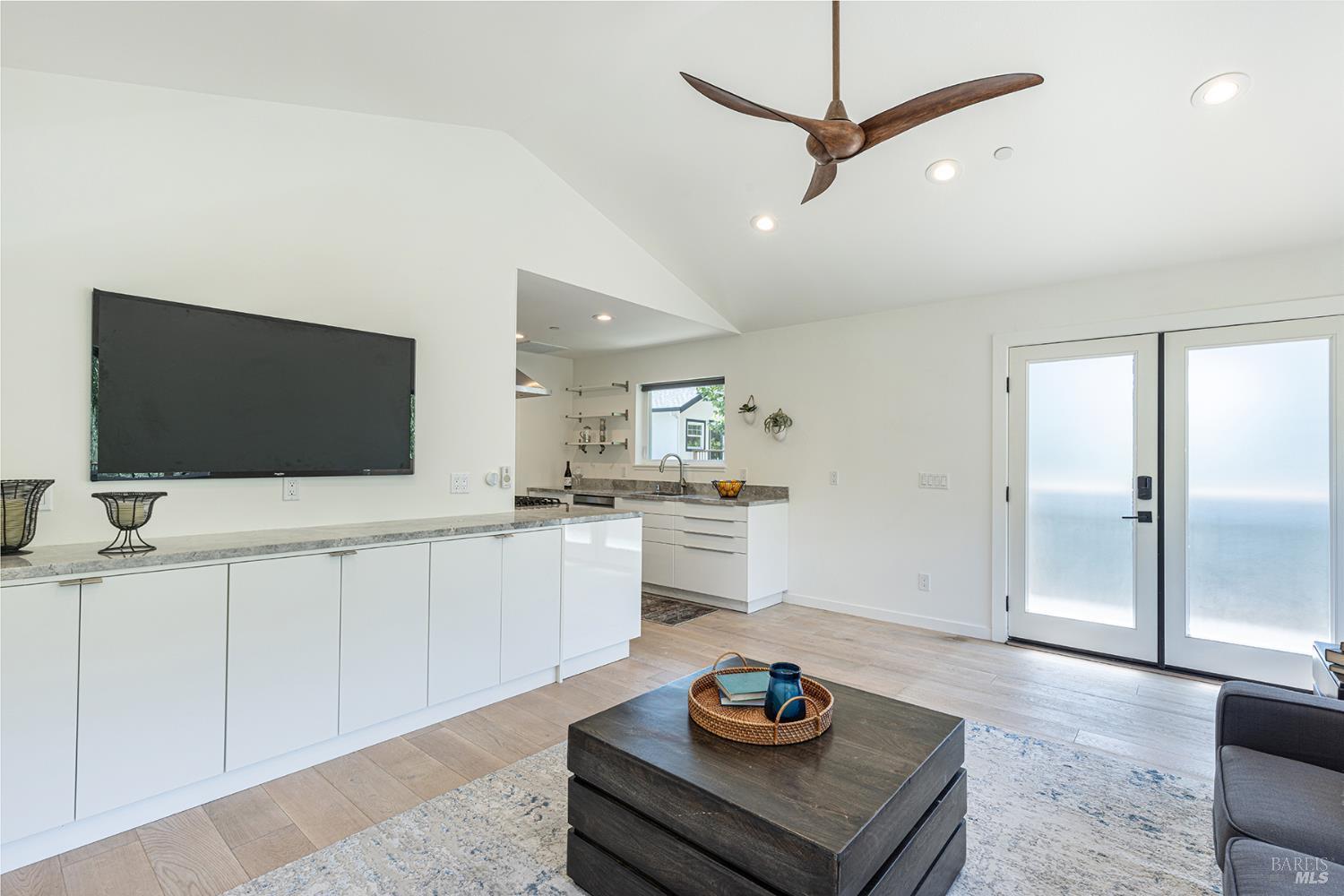 Glen Ellen, California, 95442, United States, 4 Bedrooms Bedrooms, ,3 BathroomsBathrooms,Residential,For Sale,1904205