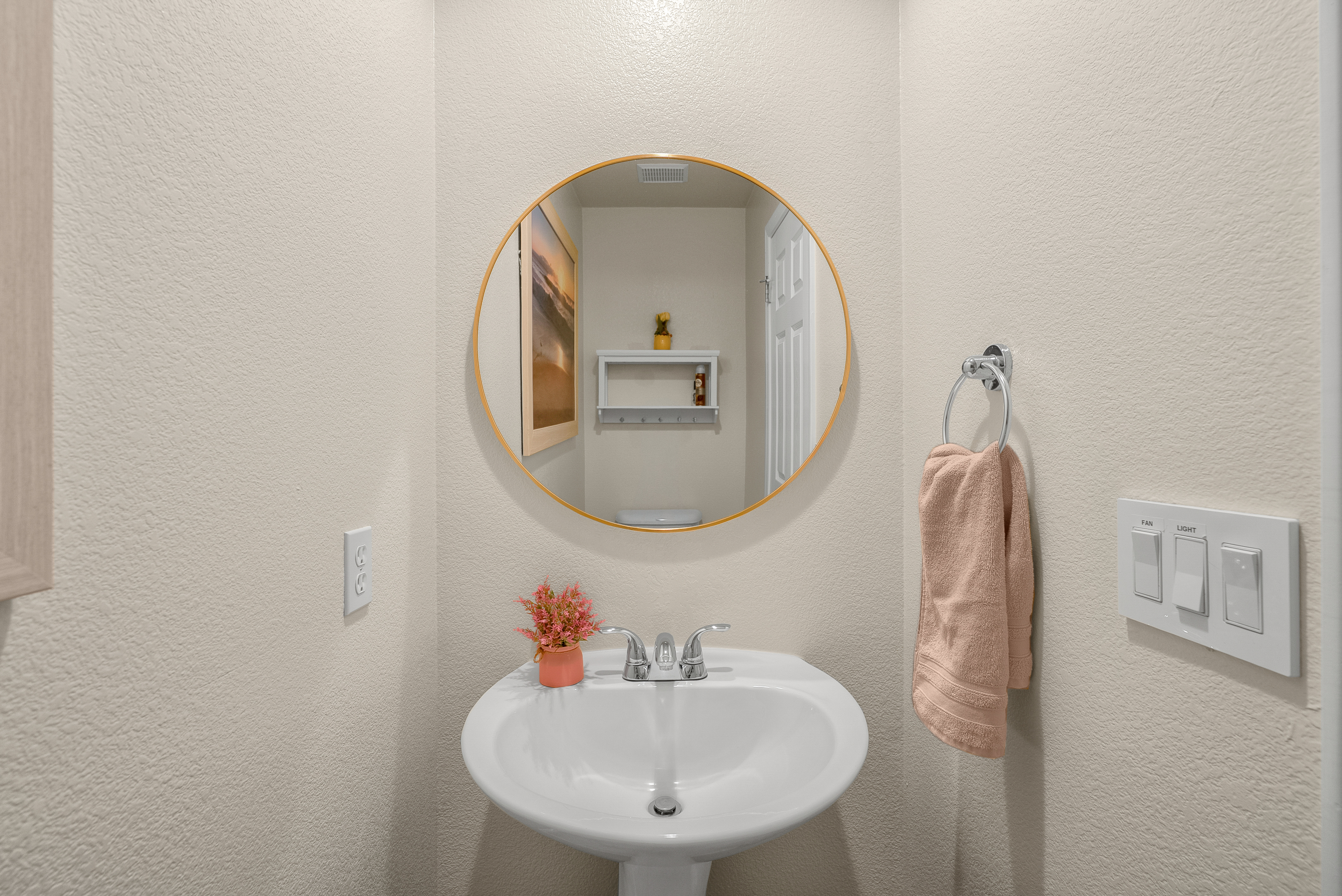  1361 Birdie Drive, Windsor, CA 95492 - 物件實景