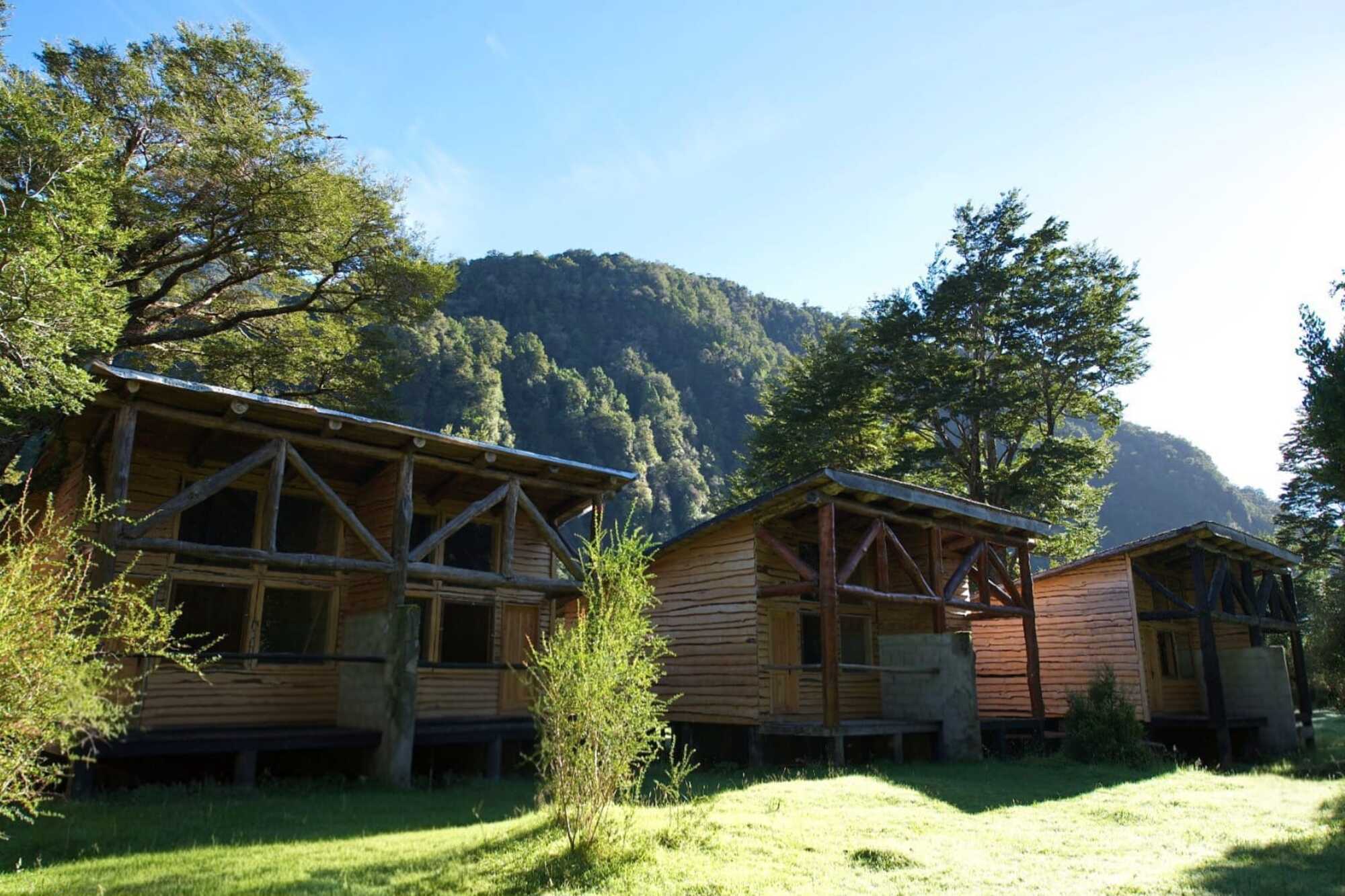  Lodge on 3 Hectares with 200 m of Cisnes Riverfront in the Aysén Region - 物件實景