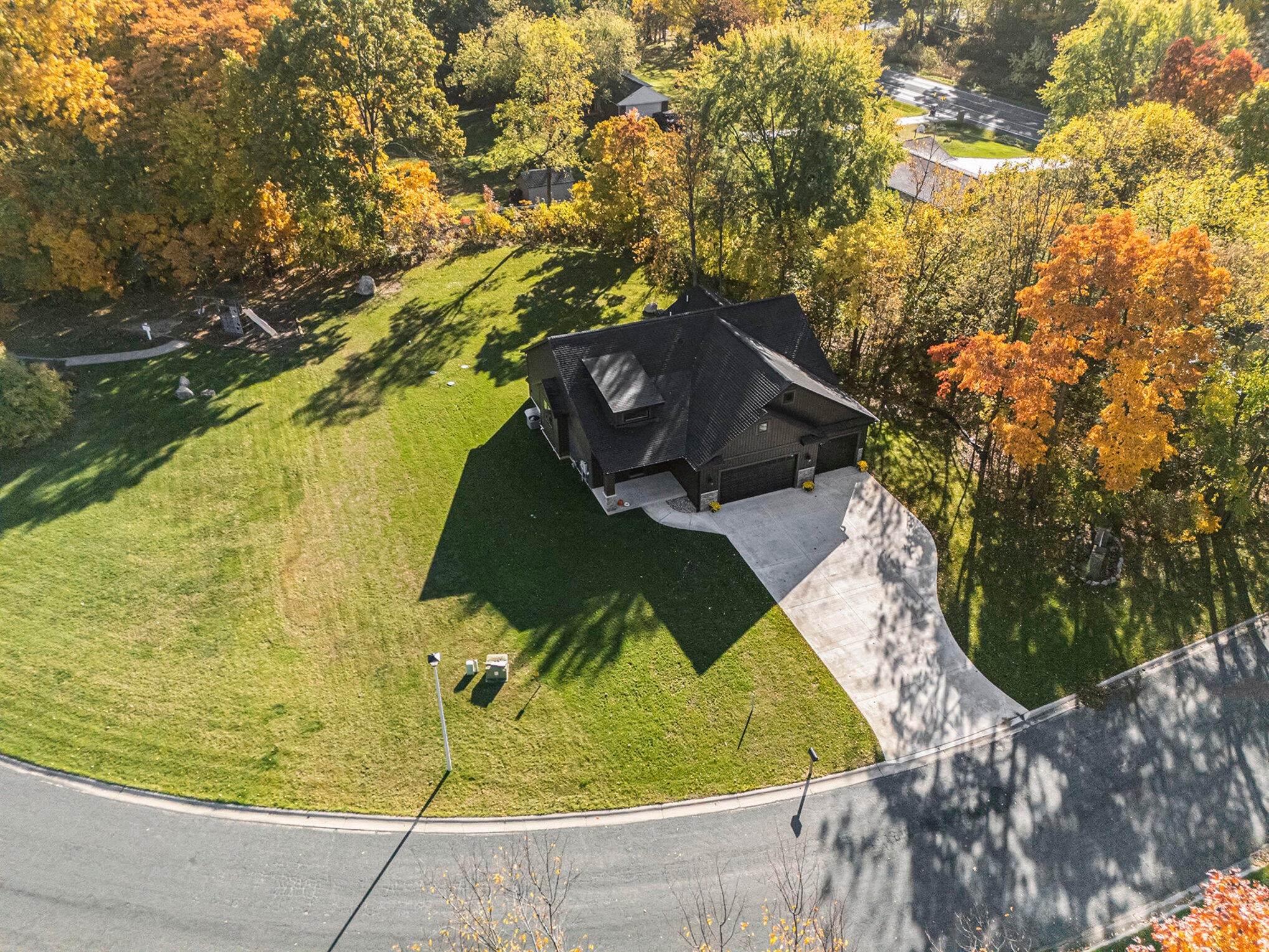 Kalamazoo, Michigan, 49009, United States, 3 Bedrooms Bedrooms, ,2 BathroomsBathrooms,Residential,For Sale,1984437