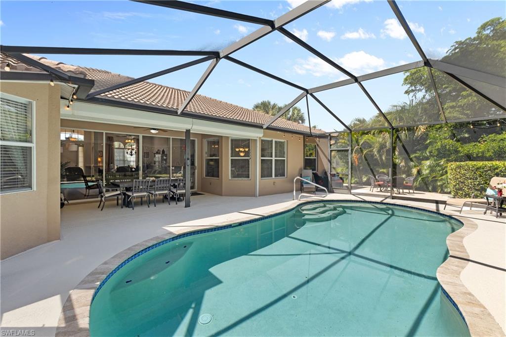 Fort Myers, Florida, 33919, United States, 3 Bedrooms Bedrooms, ,2 BathroomsBathrooms,Residential,For Sale,1941822