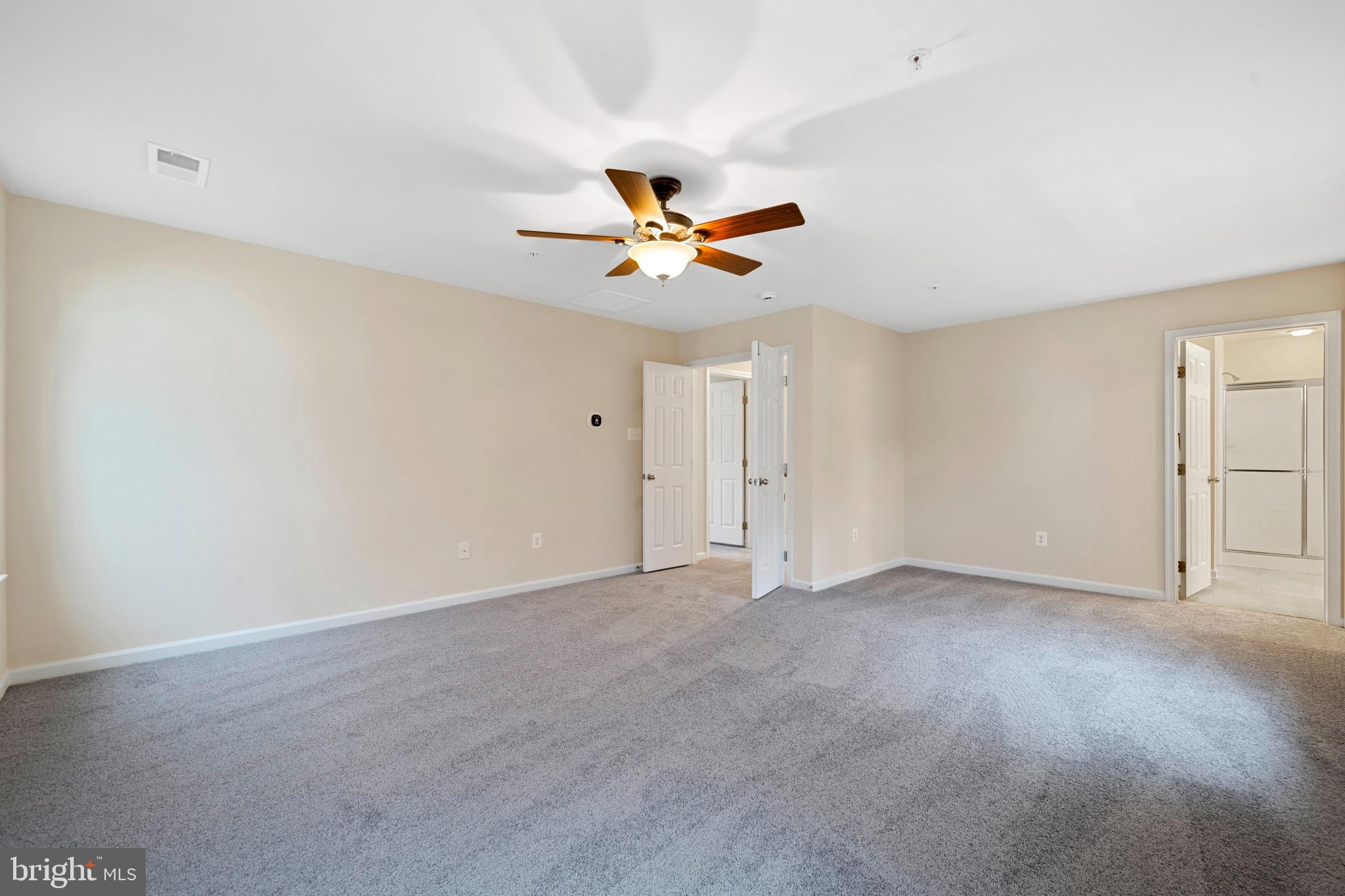 Waldorf, Maryland, 20603, United States, 5 Bedrooms Bedrooms, ,4 BathroomsBathrooms,Residential,For Sale,1914129