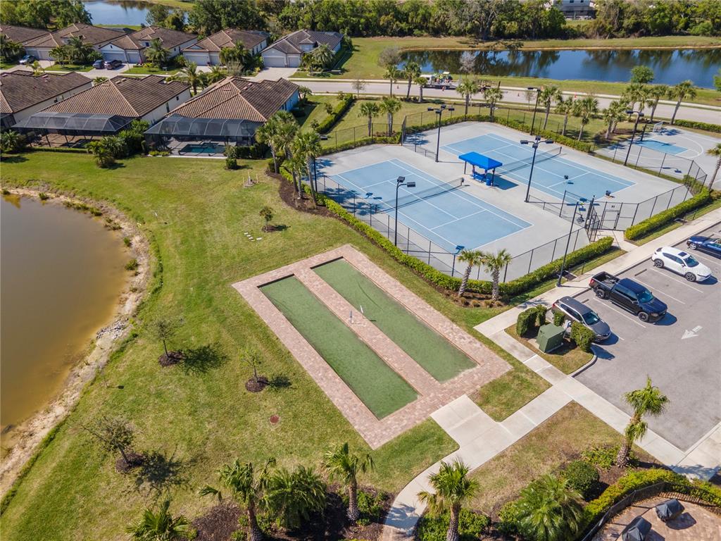 Bradenton, Florida, 34211, United States, 6 Bedrooms Bedrooms, ,5 BathroomsBathrooms,Residential,For Sale,1743496