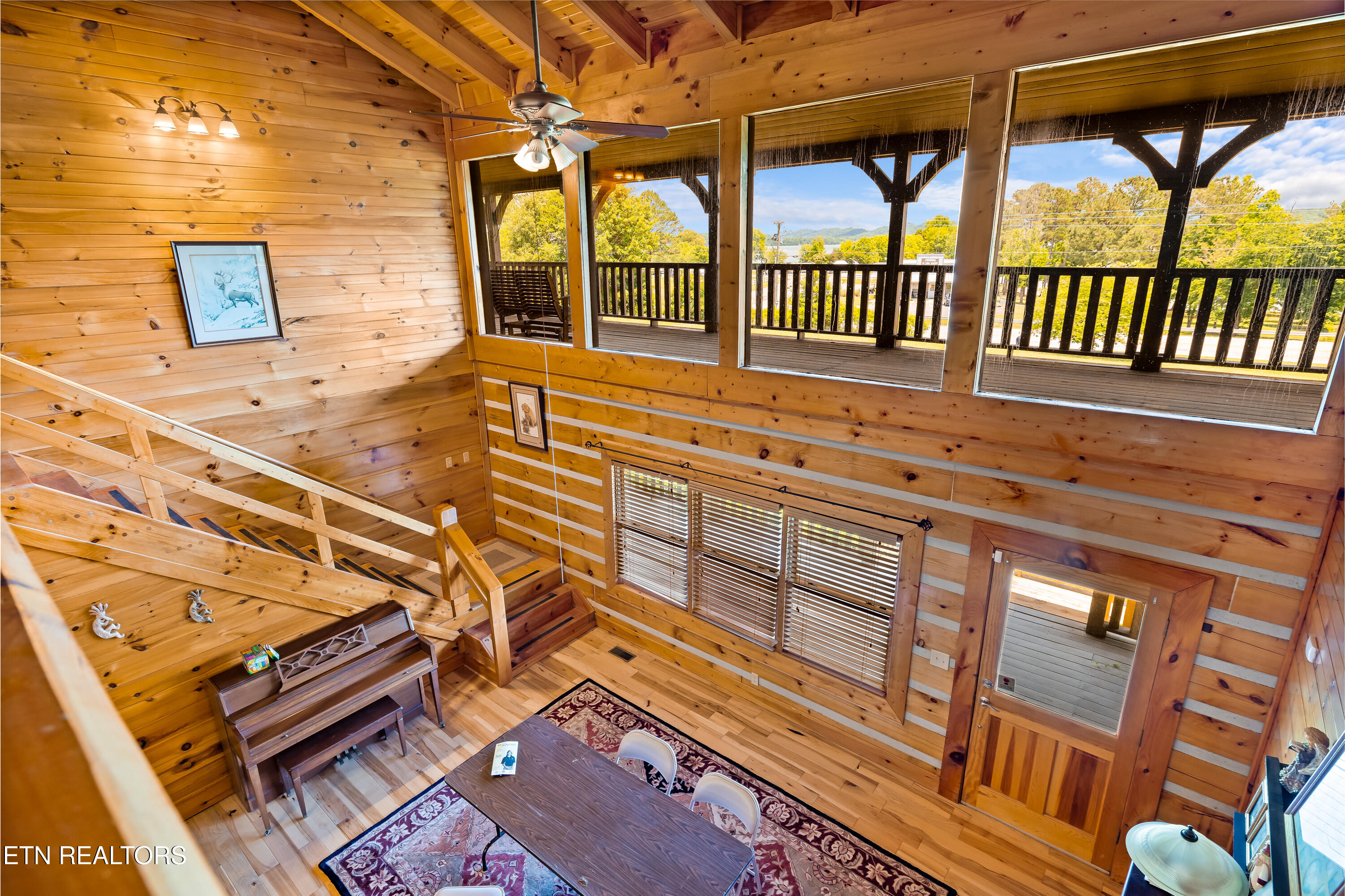 Vonore, Tennessee, 37885, United States, 3 Bedrooms Bedrooms, ,4 BathroomsBathrooms,Residential,For Sale,2048933