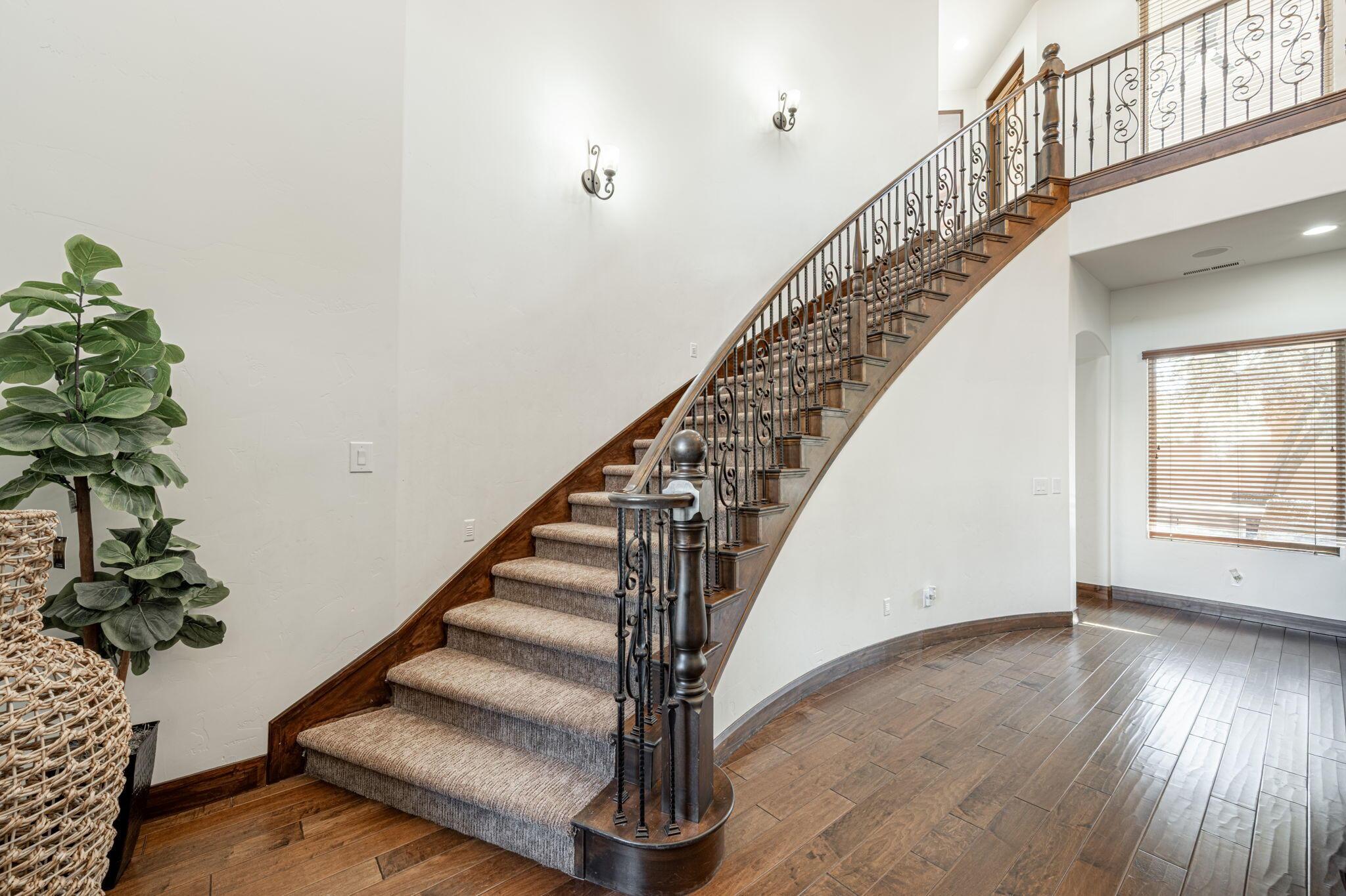 St George, Utah, 84790, United States, 5 Bedrooms Bedrooms, ,4 BathroomsBathrooms,Residential,For Sale,2006335