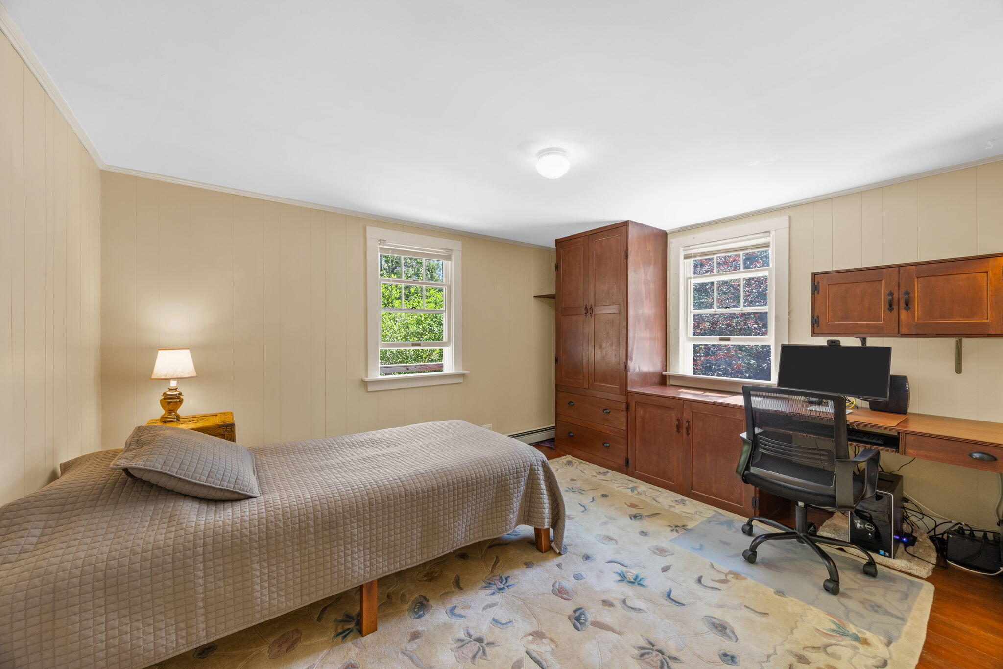  Move-In Ready Comfort on a Beautifully Wooded Acre-Plus Setting - 物件實景
