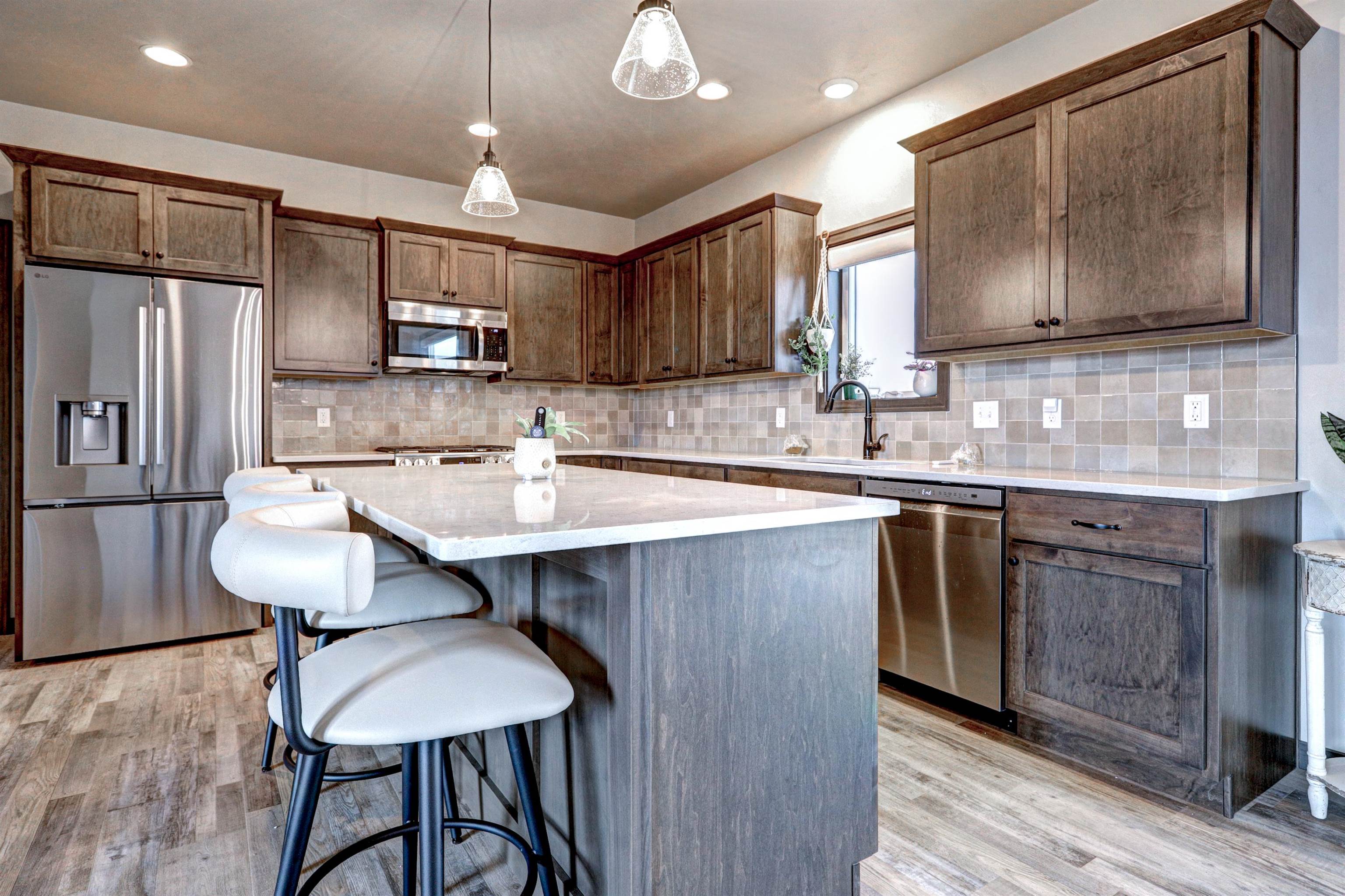 Sherwood, Wisconsin, 54169-2705, United States, 3 Bedrooms Bedrooms, ,3 BathroomsBathrooms,Residential,For Sale,1978161