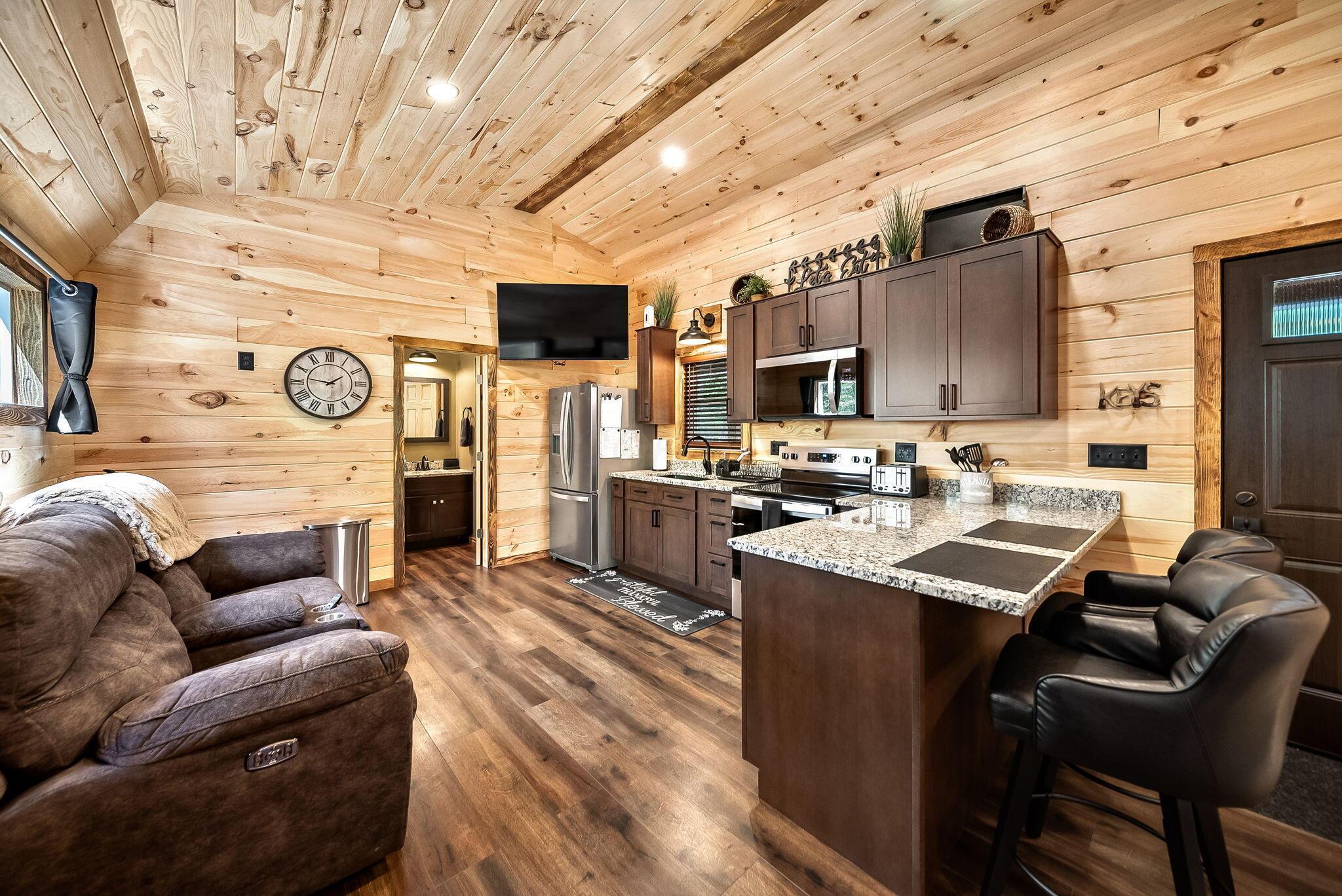 Rockbridge, Ohio, 43149, United States, 4 Bedrooms Bedrooms, ,3 BathroomsBathrooms,Residential,For Sale,1947972