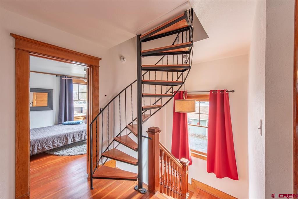 Montrose, Colorado, 81401, United States, 4 Bedrooms Bedrooms, ,2 BathroomsBathrooms,Residential,For Sale,1997737