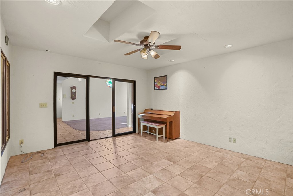 Santa Maria, California, 93454, United States, 5 Bedrooms Bedrooms, ,3 BathroomsBathrooms,Residential,For Sale,2032252