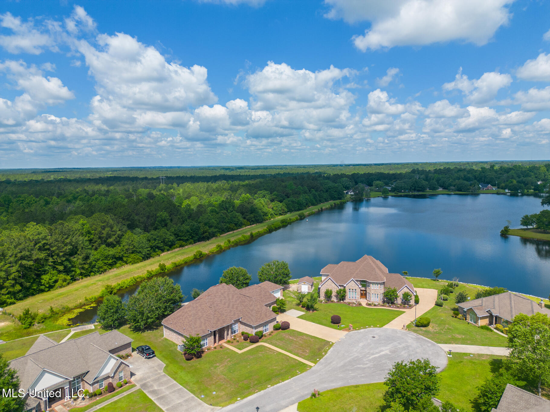 Saucier, Mississippi, 39574, United States, 4 Bedrooms Bedrooms, ,3 BathroomsBathrooms,Residential,For Sale,1927424
