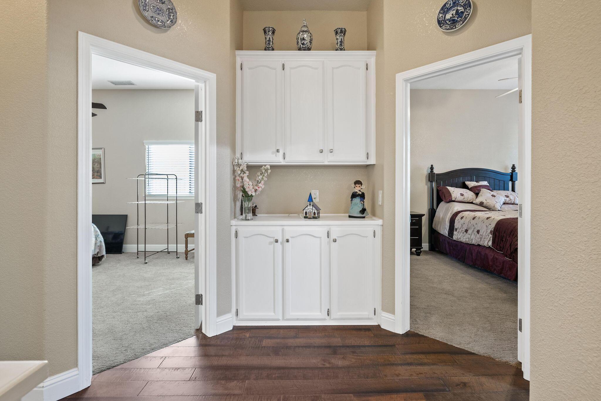 Visalia, California, 93292, United States, 4 Bedrooms Bedrooms, ,3 BathroomsBathrooms,Residential,For Sale,1977045