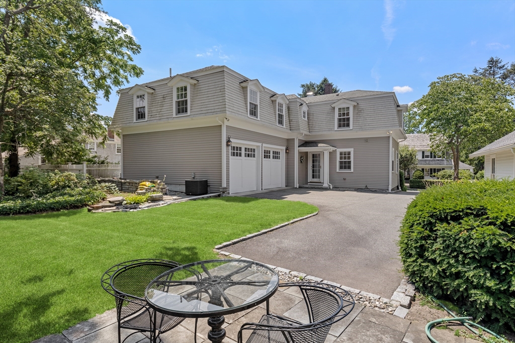 Hingham, Massachusetts, 02043, United States, 5 Bedrooms Bedrooms, ,5 BathroomsBathrooms,Residential,For Sale,1901935