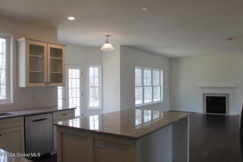 Mechanicville, New York, 12118, United States, 3 Bedrooms Bedrooms, ,3 BathroomsBathrooms,Residential,For Sale,1989343