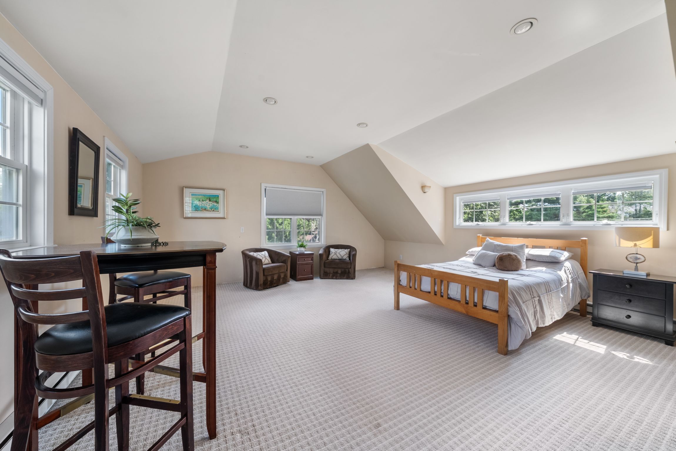  85 Canton Terrace, Westwood, MA, 02090 - 物件實景