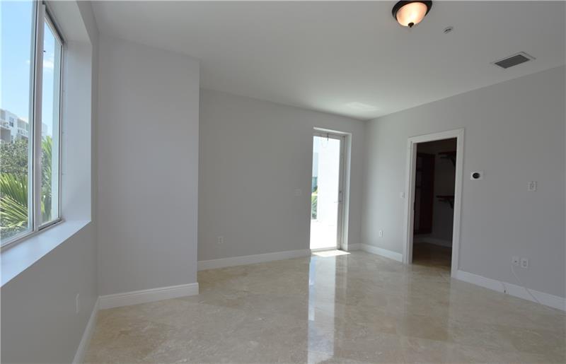 Fort Lauderdale, Florida, 33304, United States, 3 Bedrooms Bedrooms, ,4 BathroomsBathrooms,Residential,For Sale,1793977