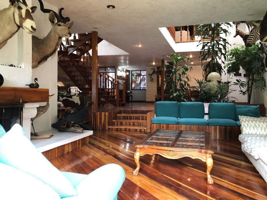 Bosques de Moctezuma, Huixquilucan, Estado de México, 52784, Mexico, 4 Bedrooms Bedrooms, ,8 BathroomsBathrooms,Residential,For Sale,Bosques de Moctezuma,1621931