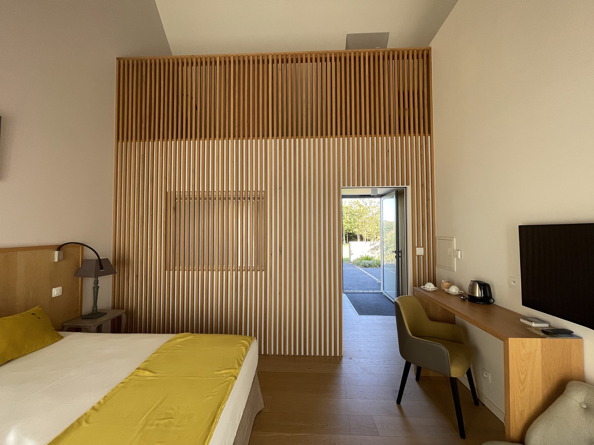  LANDEDA, LARGE HOUSE RENOVATED WITH TASTE AND ITS INDOOR SWIMMING POOL - 物件實景