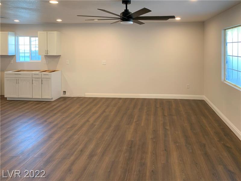 Las Vegas, Nevada, 89122, United States, 5 Bedrooms Bedrooms, ,4 BathroomsBathrooms,Residential,For Sale,2008777