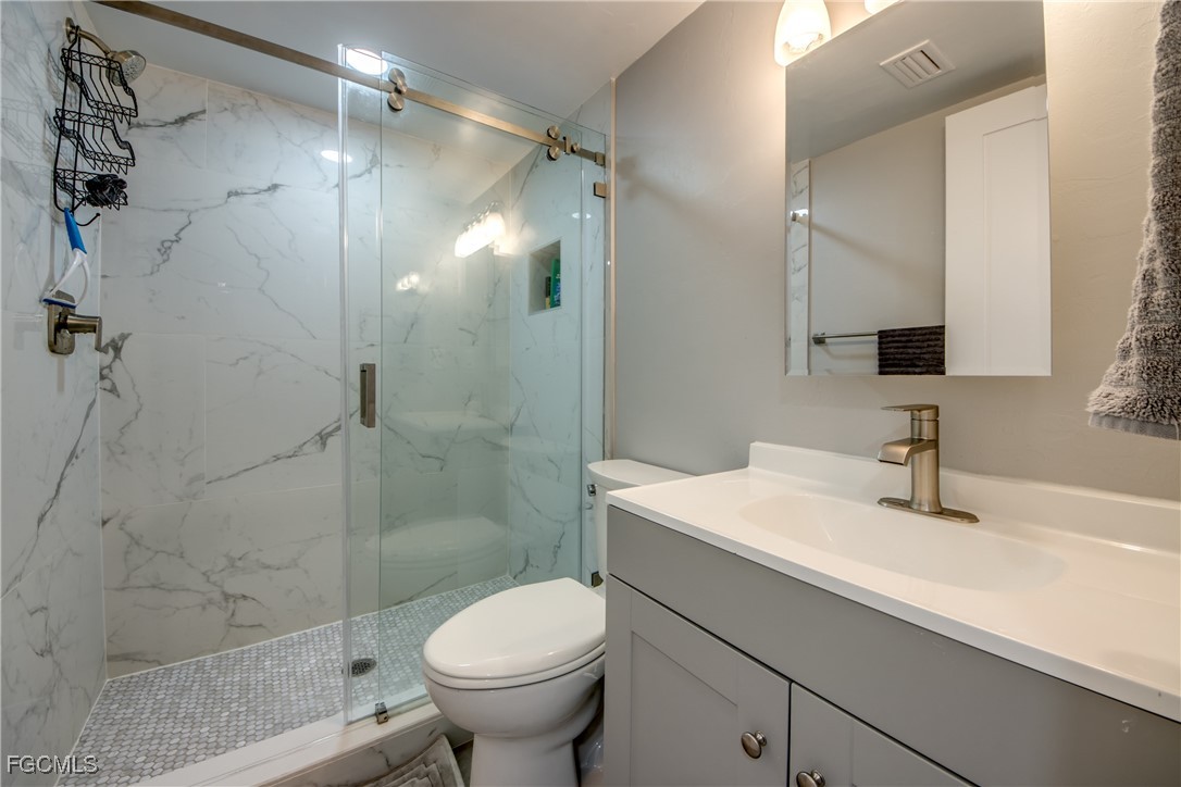 Fort Myers Beach, Florida, 33931, United States, 2 Bedrooms Bedrooms, ,2 BathroomsBathrooms,Residential,For Sale,2009064