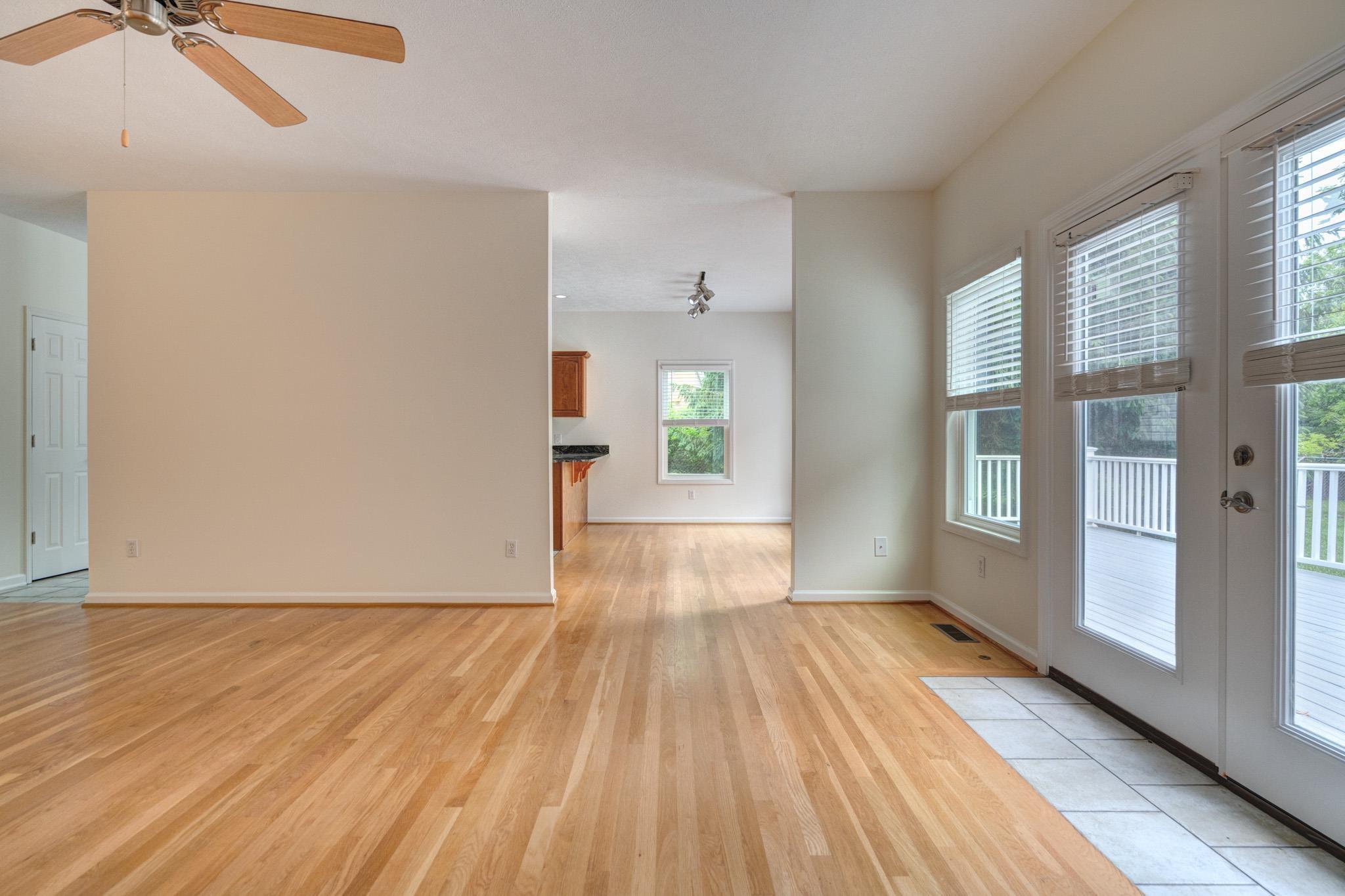 Blacksburg, Virginia, 24060, United States, 4 Bedrooms Bedrooms, ,3 BathroomsBathrooms,Residential,For Sale,1847433
