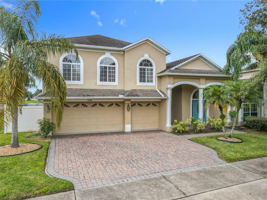 Orlando, Florida, 32829, United States, 4 Bedrooms Bedrooms, ,4 BathroomsBathrooms,Residential,For Sale,1913798