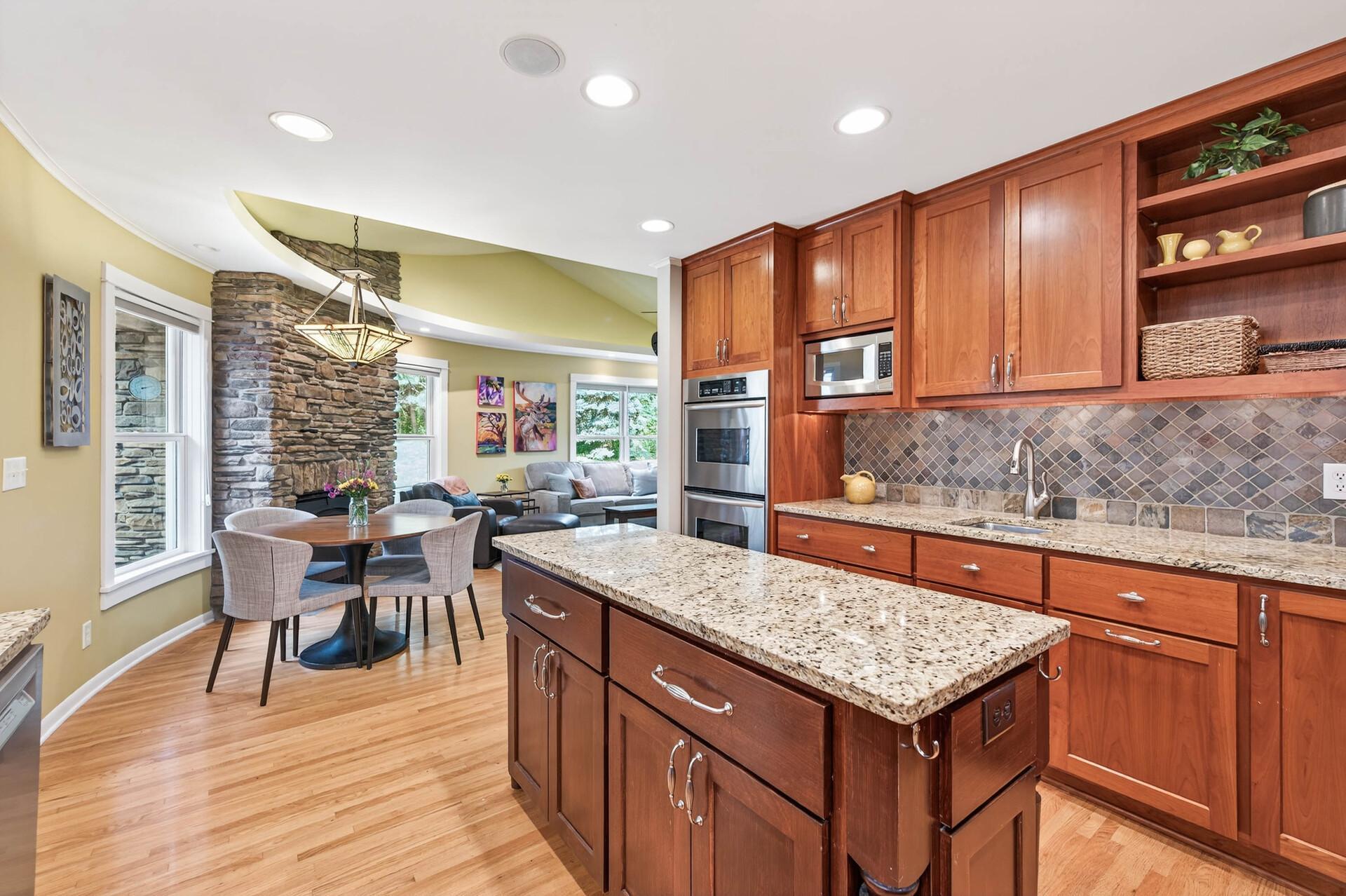 Minnetonka, Minnesota, 55345, United States, 5 Bedrooms Bedrooms, ,2 BathroomsBathrooms,Residential,For Sale,1919862