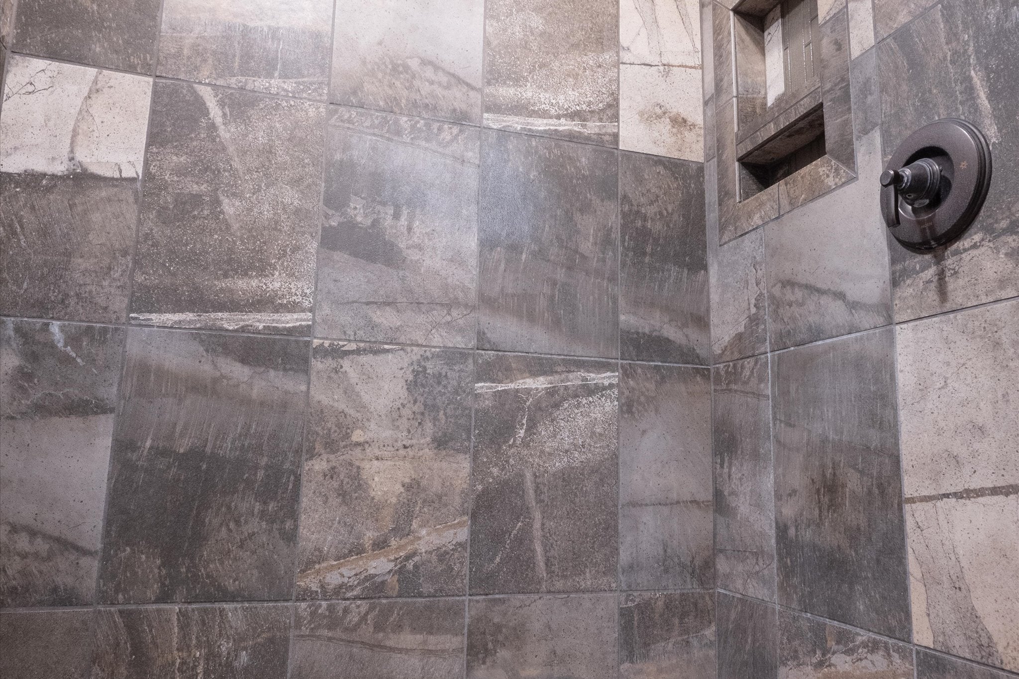 Clancy, Montana, 59634, United States, 4 Bedrooms Bedrooms, ,5 BathroomsBathrooms,Residential,For Sale,1991363