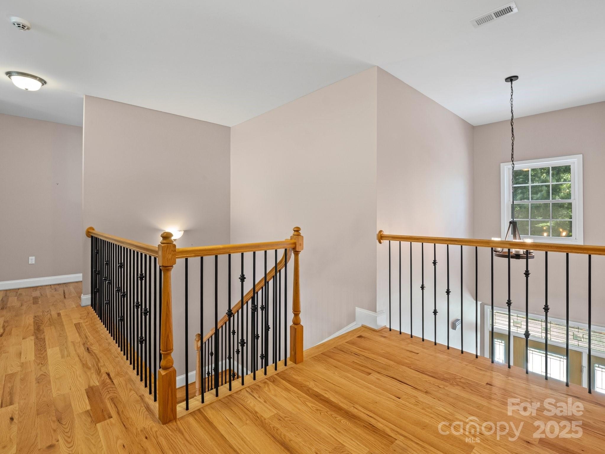 Lincolnton, North Carolina, 28092, United States, 4 Bedrooms Bedrooms, ,4 BathroomsBathrooms,Residential,For Sale,1864704
