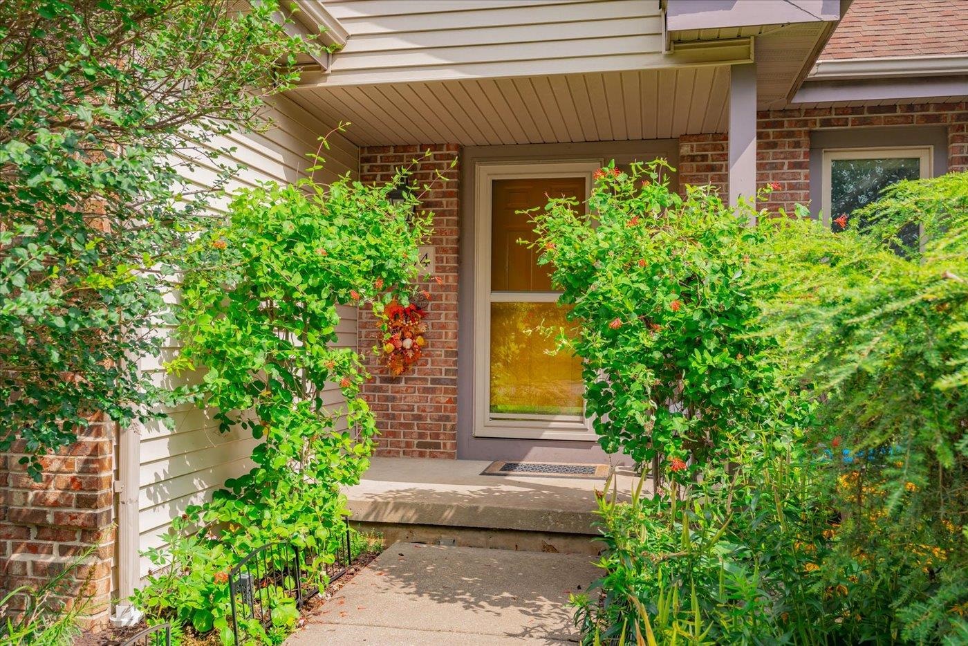 Fitchburg, Wisconsin, 53711, United States, 4 Bedrooms Bedrooms, ,4 BathroomsBathrooms,Residential,For Sale,1977409