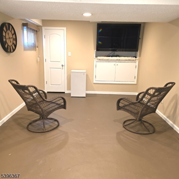 Fanwood Boro, New Jersey, 07023, United States, 4 Bedrooms Bedrooms, ,2 BathroomsBathrooms,Residential,For Sale,1991828