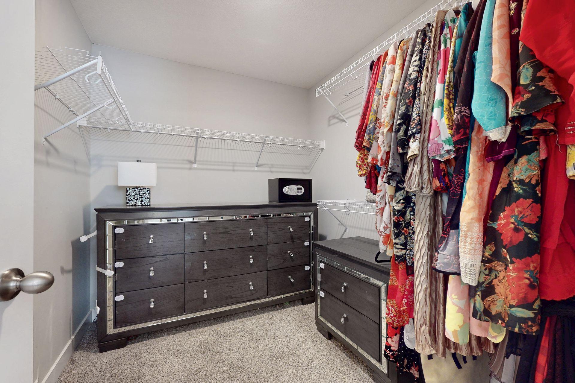 Chaska, Minnesota, 55318, United States, 5 Bedrooms Bedrooms, ,2 BathroomsBathrooms,Residential,For Sale,2014205